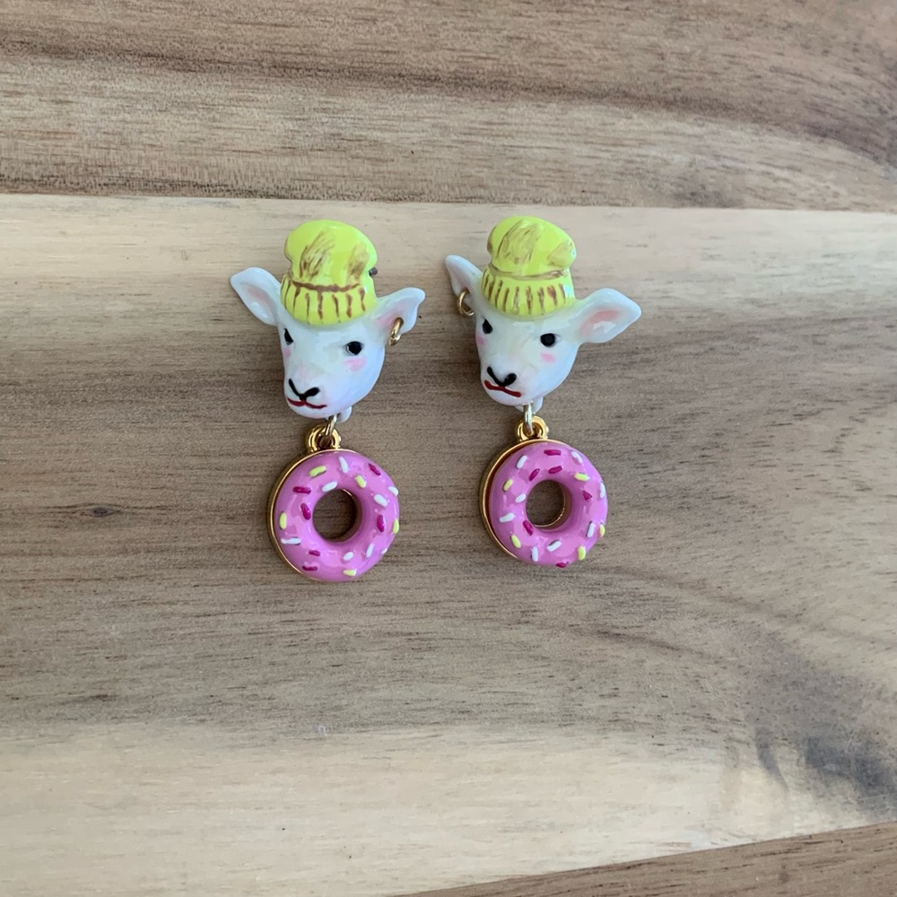Les Néréides N2 enamel Gentiment Joyeux goat with donuts earrings NWOT